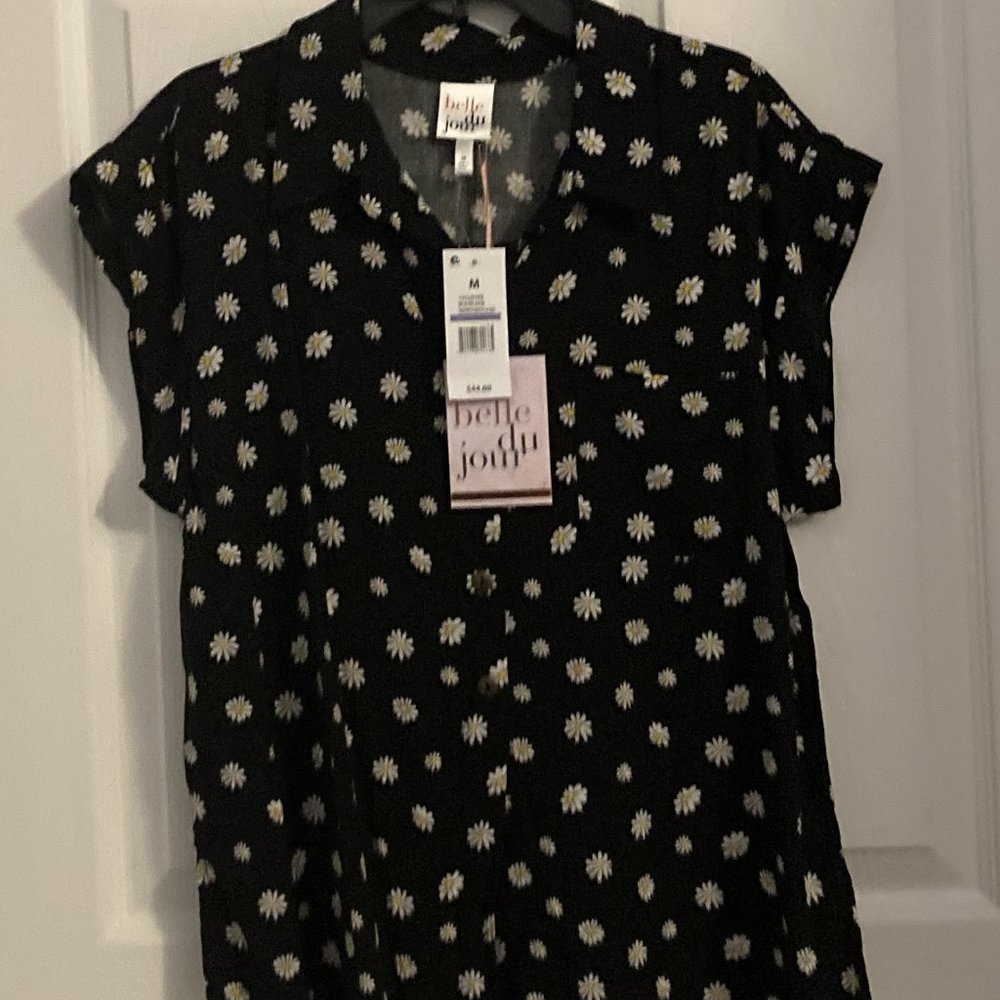 Black Blouse with Daisies